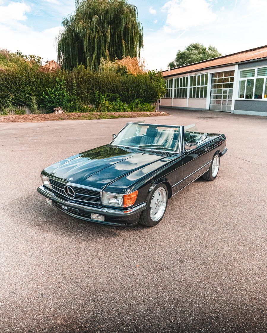 Mercedes 560 SL (R107)